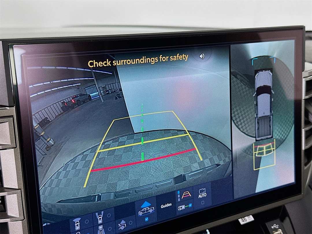 2026 Toyota Tundra Platinum - Image 14