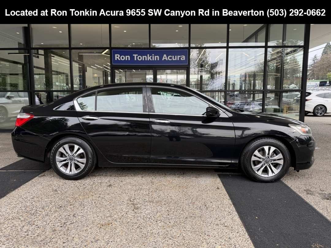 2015 Honda Accord LX - Image 8