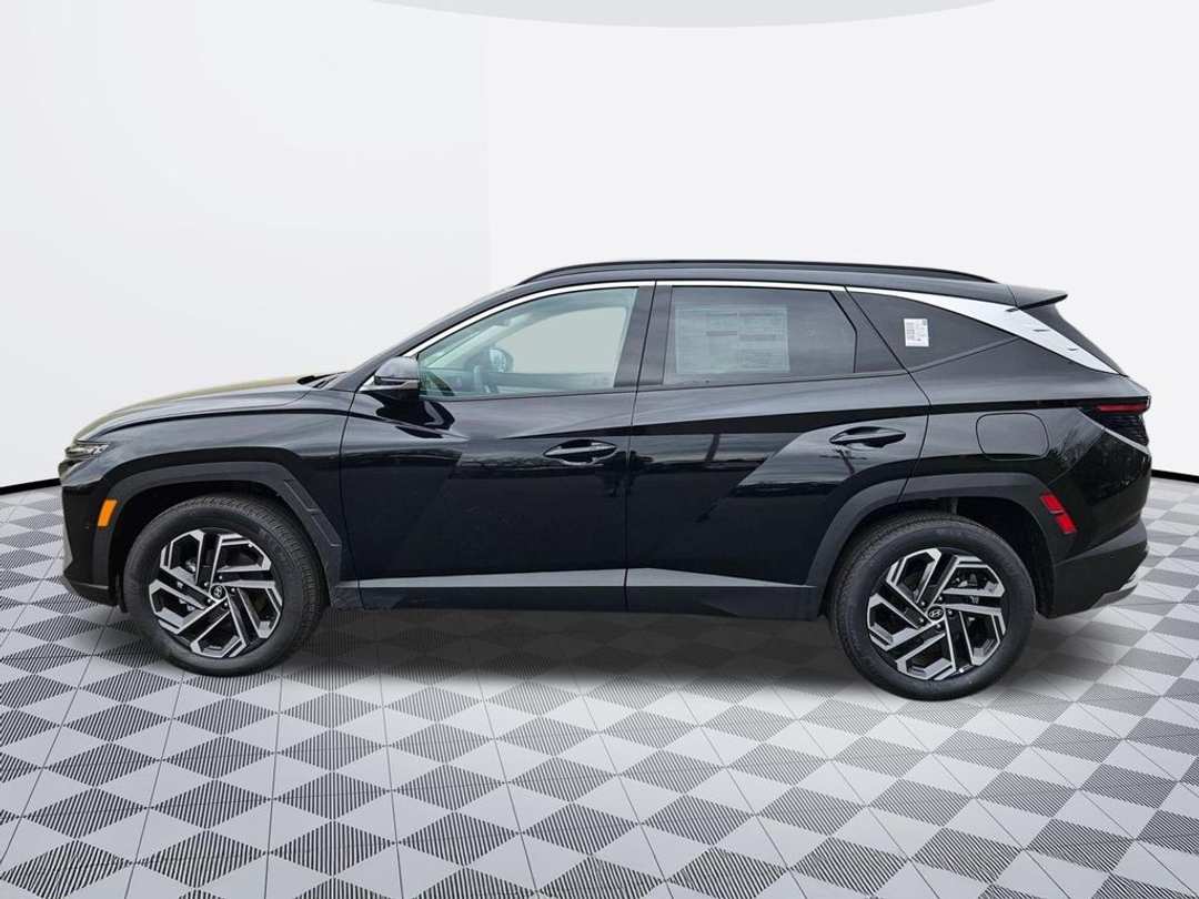 2026 Hyundai Tucson Limited - Image 3