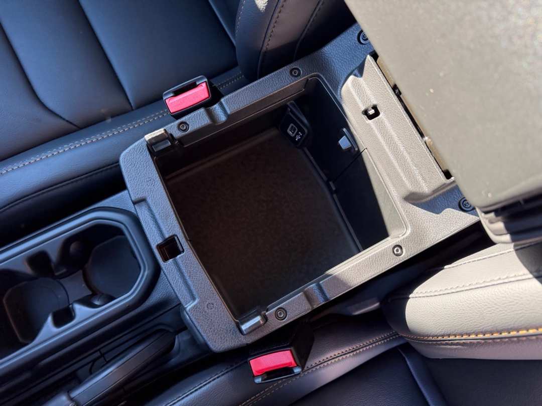 2026 Jeep Wrangler Sahara - Image 25