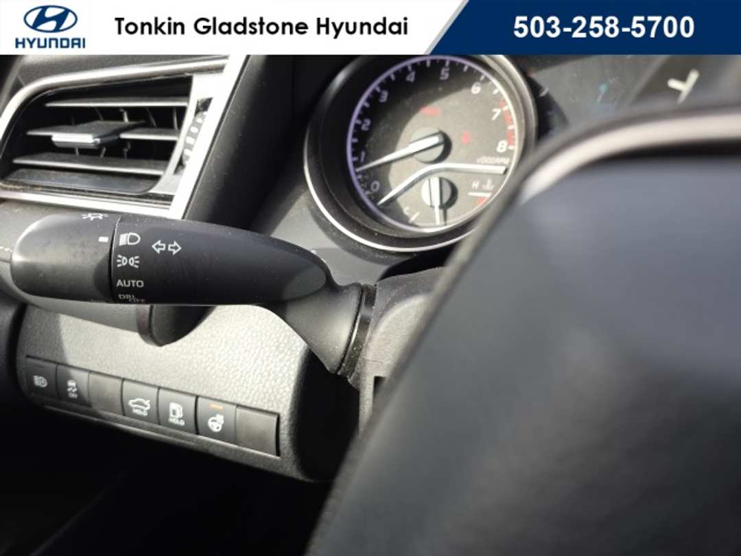 2021 Toyota Camry SE - Image 13