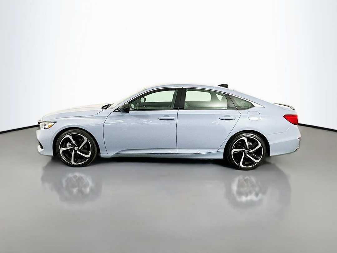 2022 Honda Accord Sport - Image 5