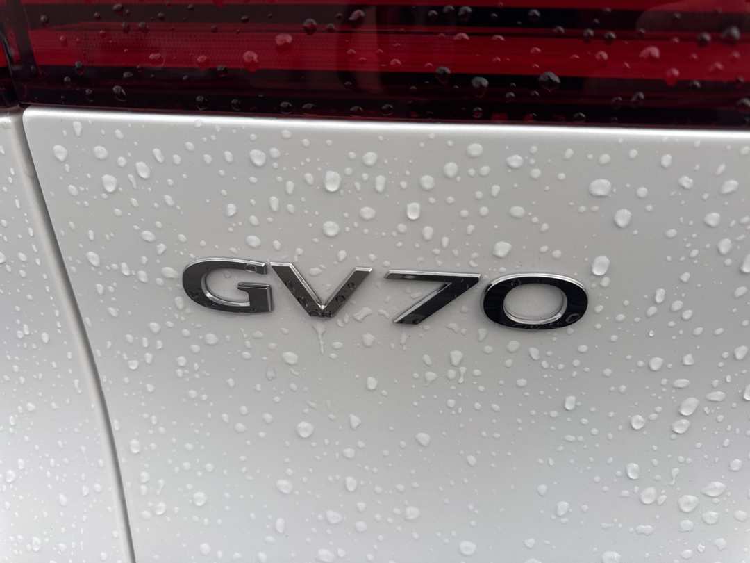 2026 Genesis Gv70 3.5T Sport Prestige - Image 9