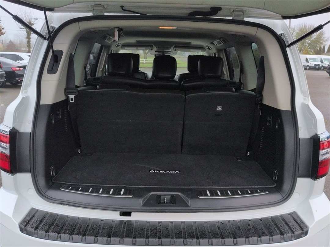 2021 Nissan Armada Platinum - Image 27