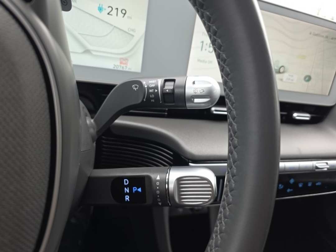 2024 Hyundai Ioniq 5 SE - Image 14