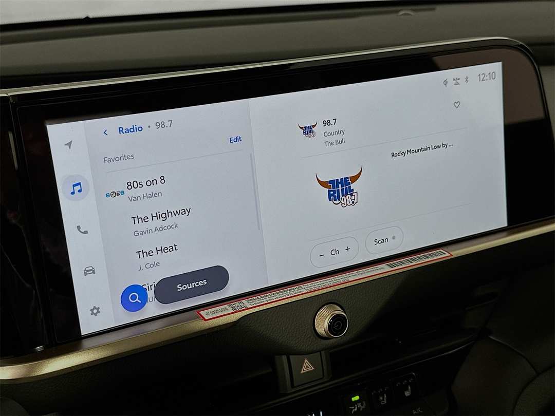 2026 Toyota Crown Platinum - Image 15