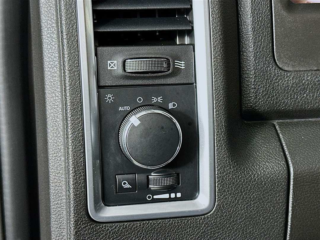 2023 Ram 1500 Classic SLT - Image 11