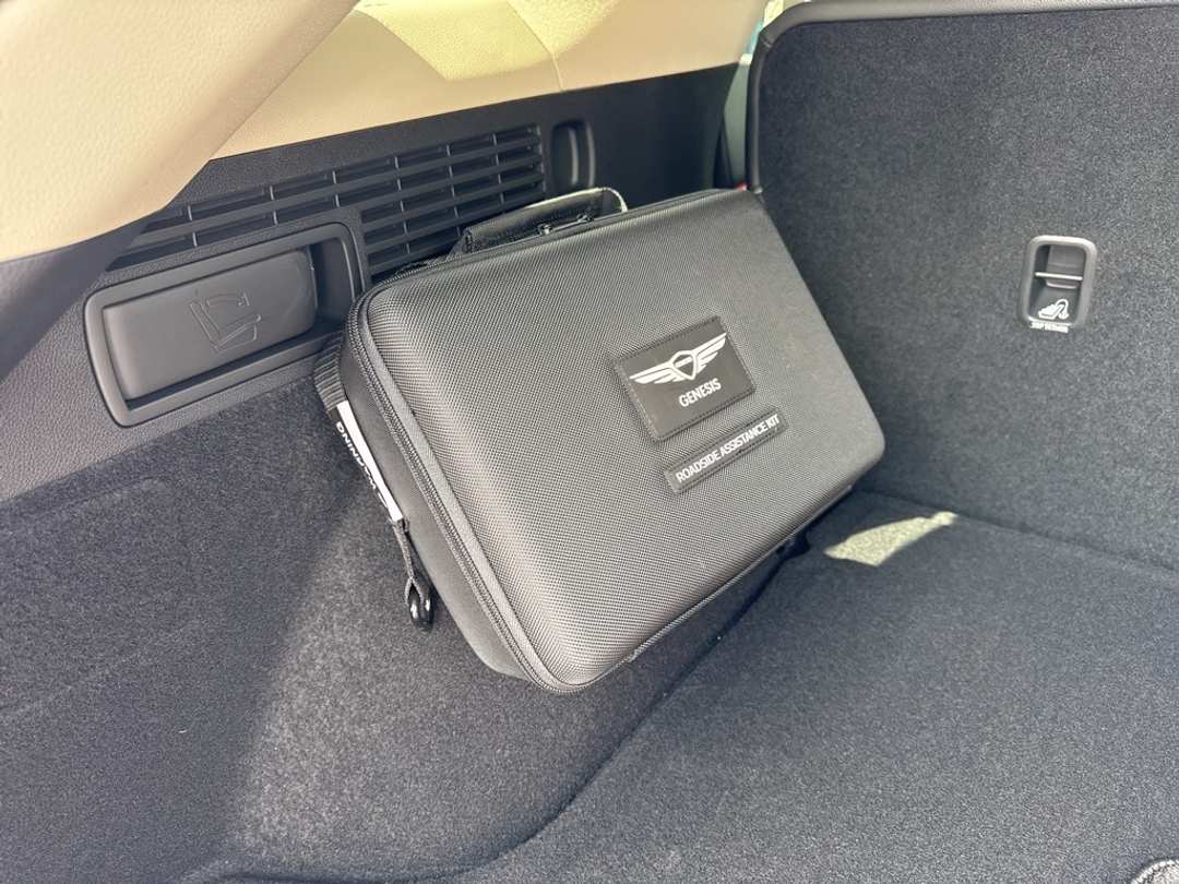 2026 Genesis Electrified Gv70 - Image 15