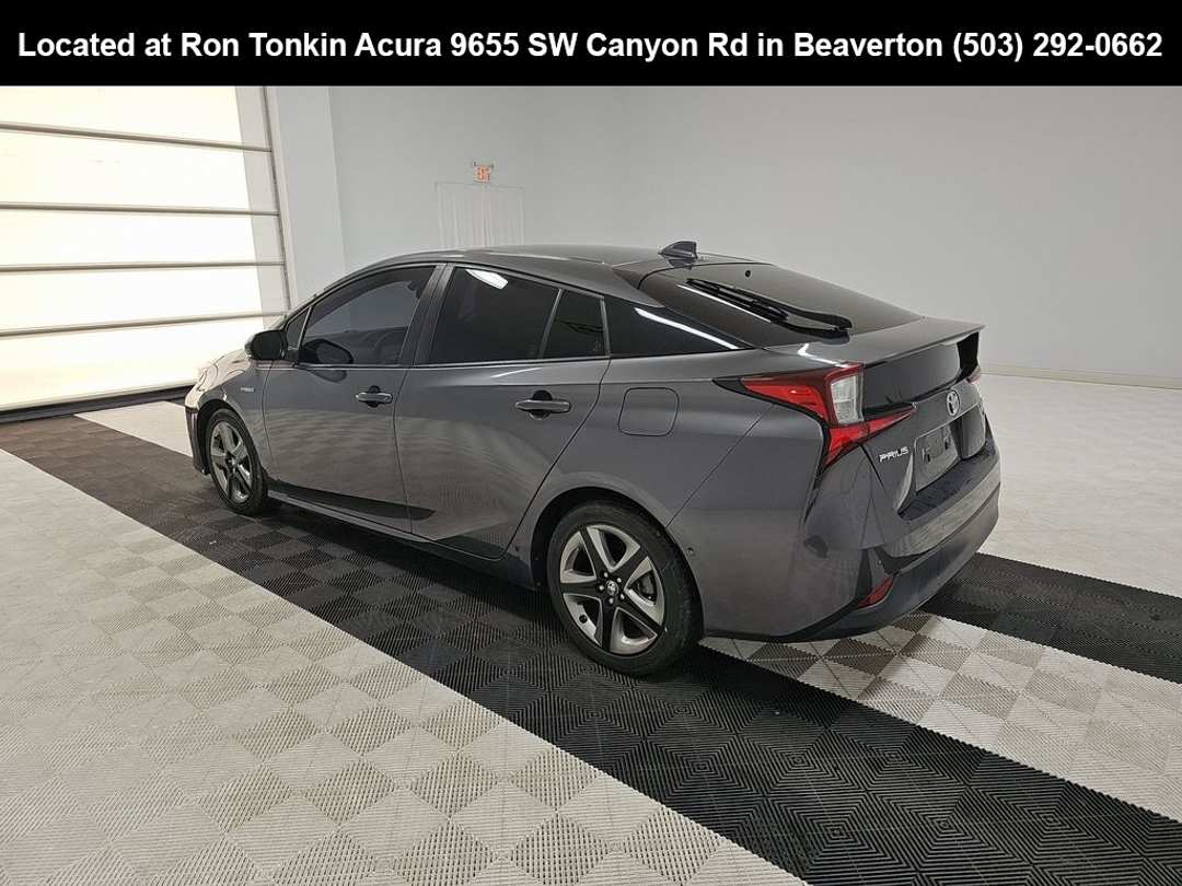 2021 Toyota Prius XLE - Image 7