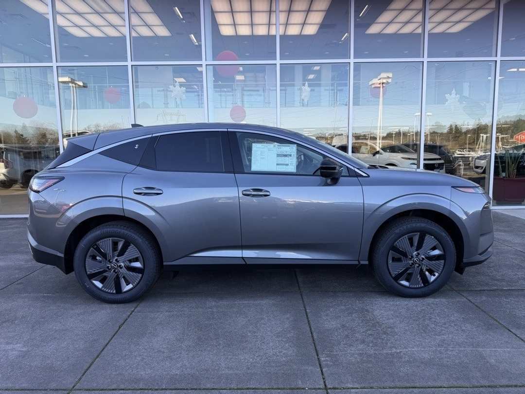 2026 Nissan Murano SL - Image 8
