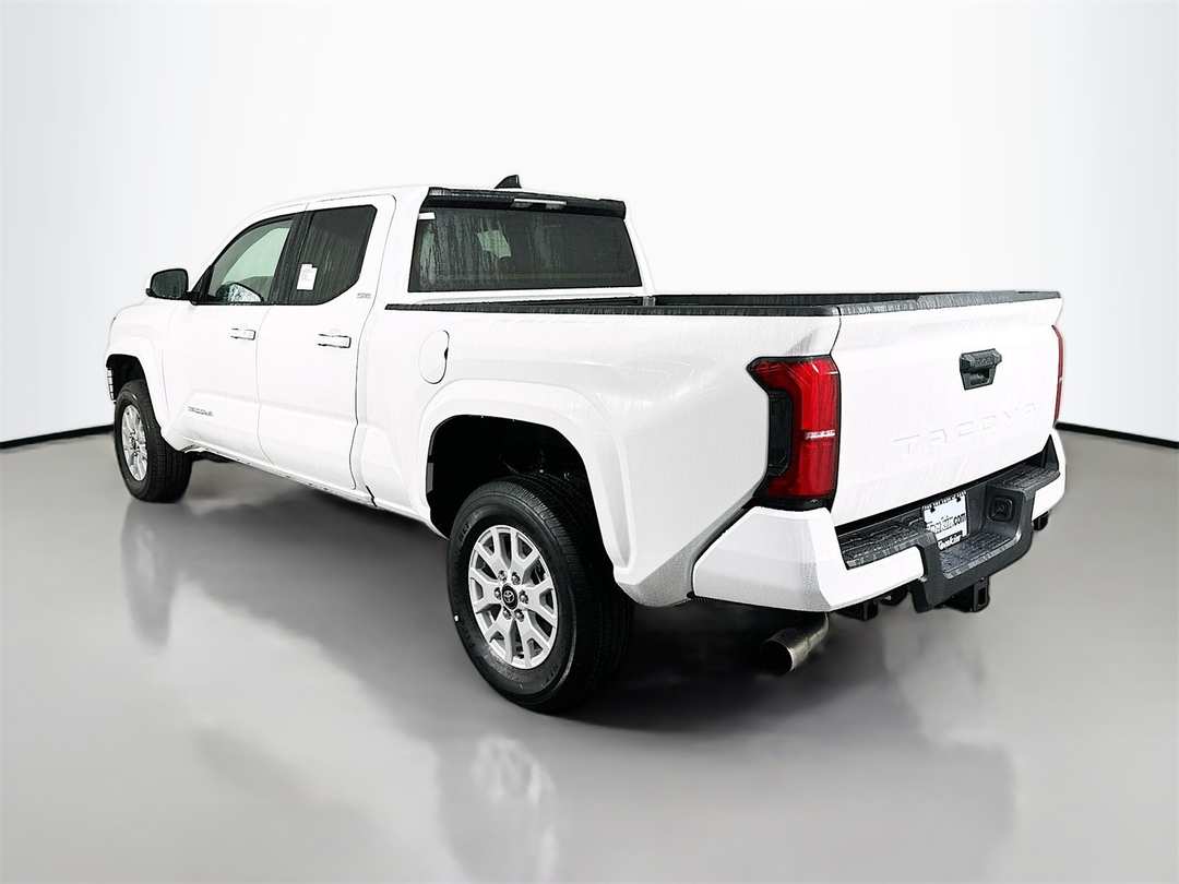 2026 Toyota Tacoma SR5 - Image 5