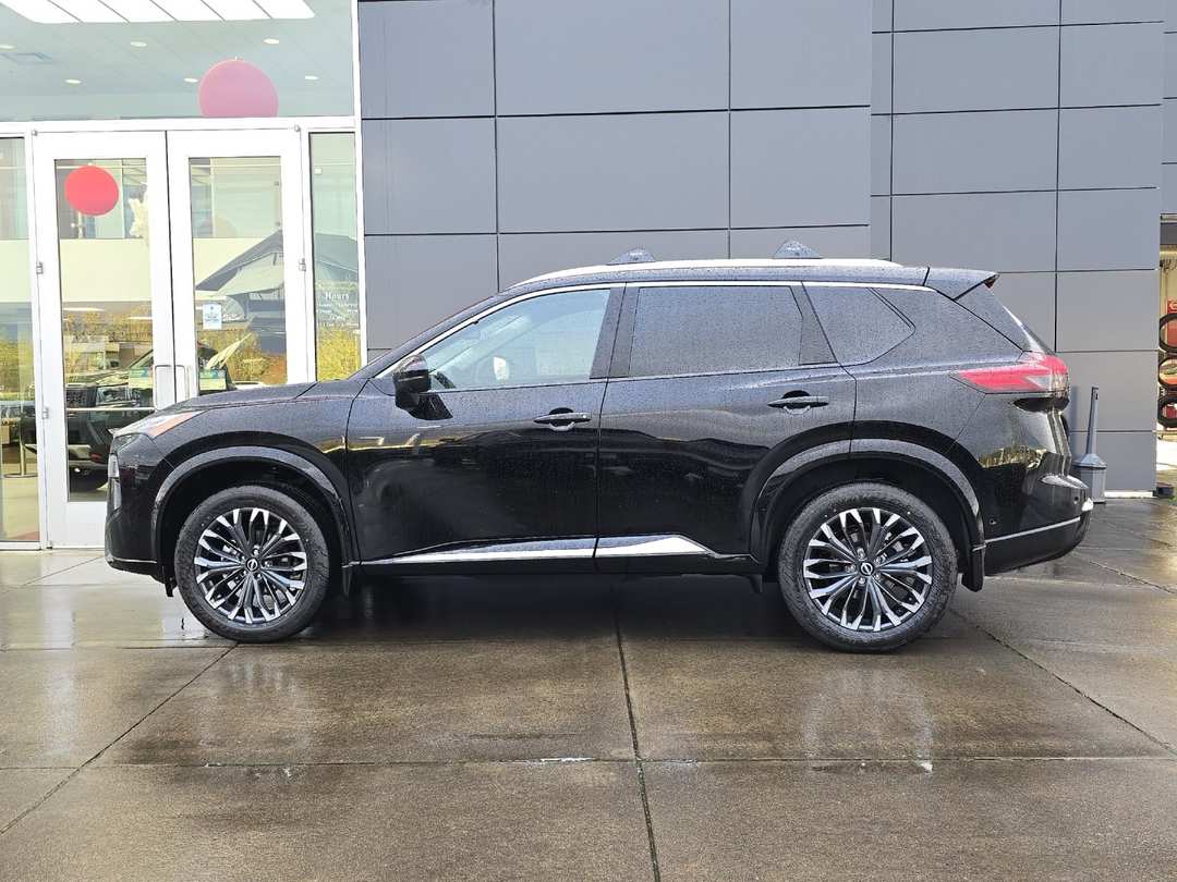 2026 Nissan Rogue Platinum - Image 6