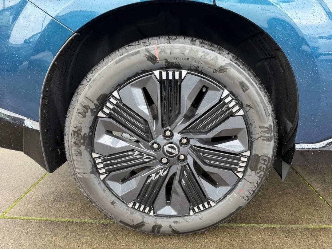 2026 Nissan Murano Platinum - Image 9