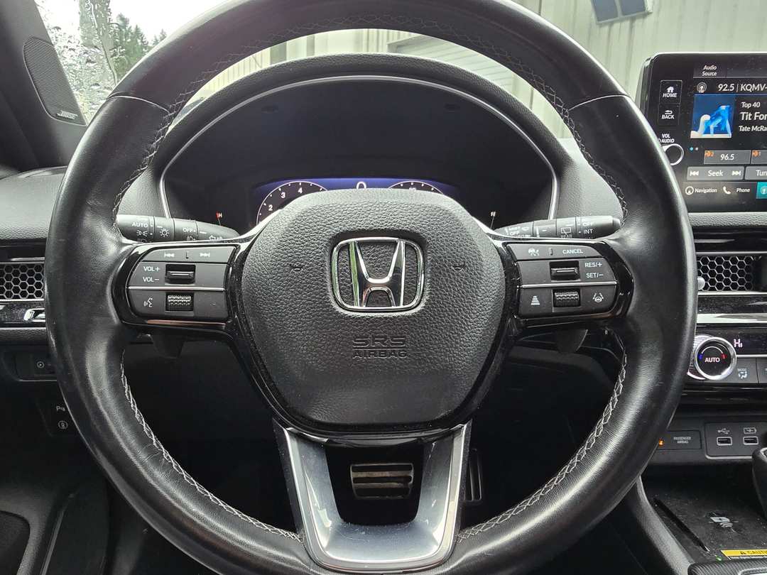 2022 Honda Civic Sport Touring - Image 3