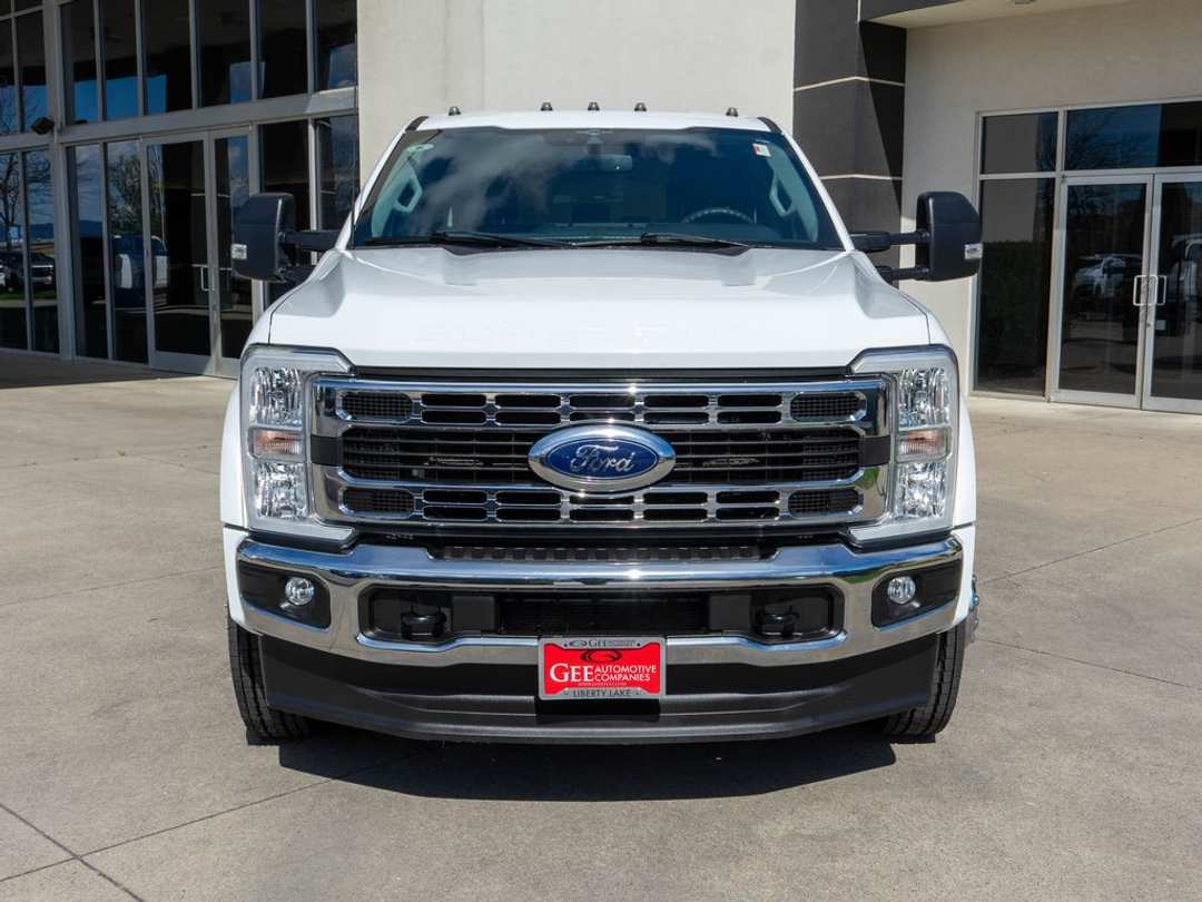 2023 Ford F-450Sd XLT - Image 2