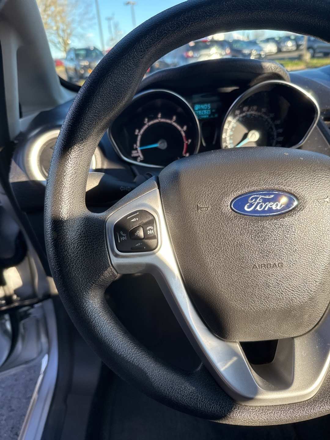 2018 Ford Fiesta SE - Image 30