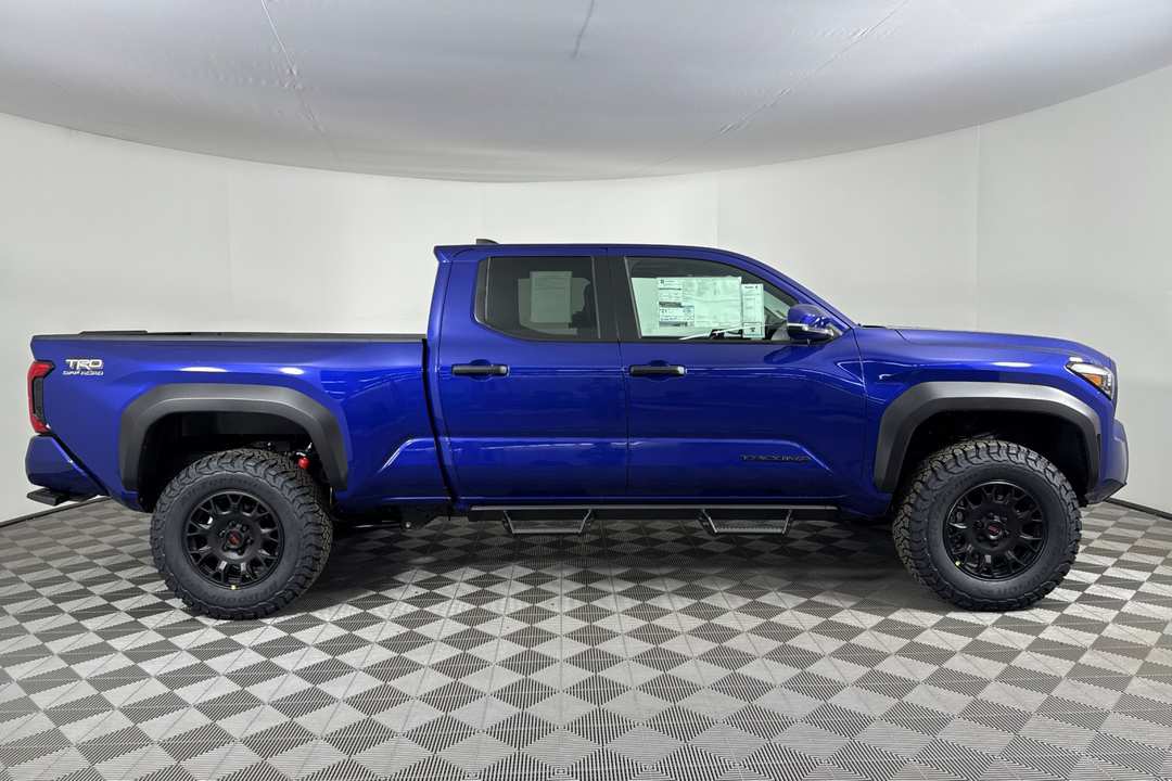 Toyota Tacoma - Image 2