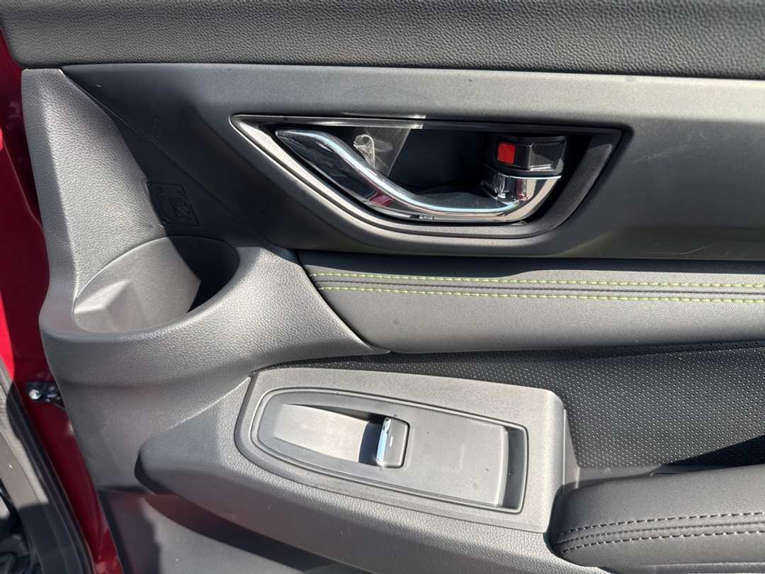 2025 Subaru Ascent Onyx Edition Touring - Image 34