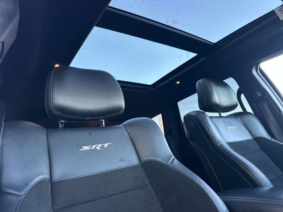 2021 Jeep Grand Cherokee SRT - Image 16