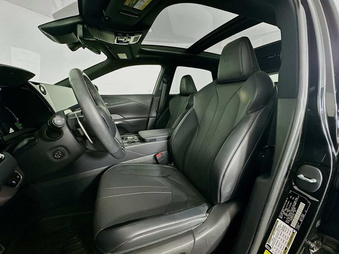 2024 Lexus RX 500h F SPORT Performance - Image 23
