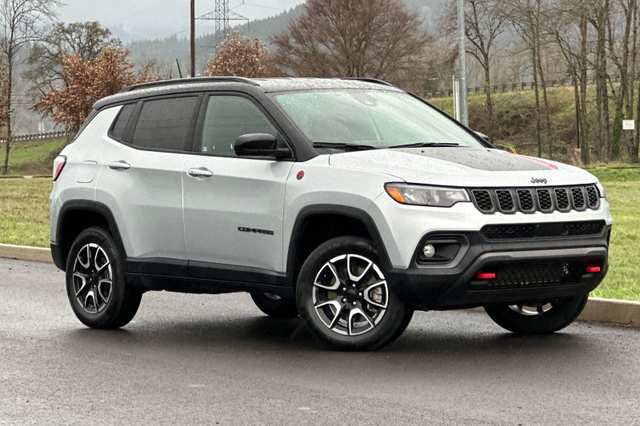 2024 Jeep Compass Trailhawk