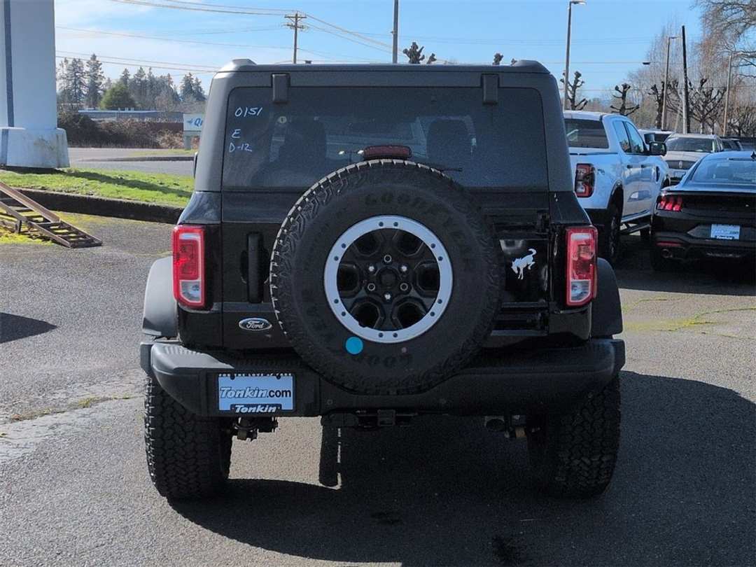 2025 Ford Bronco Big Bend - Image 4