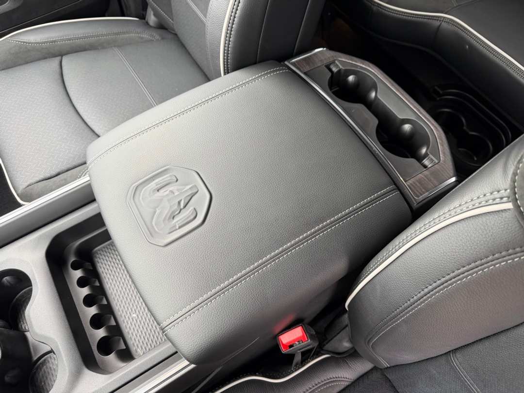 2026 Ram 2500 Laramie - Image 23