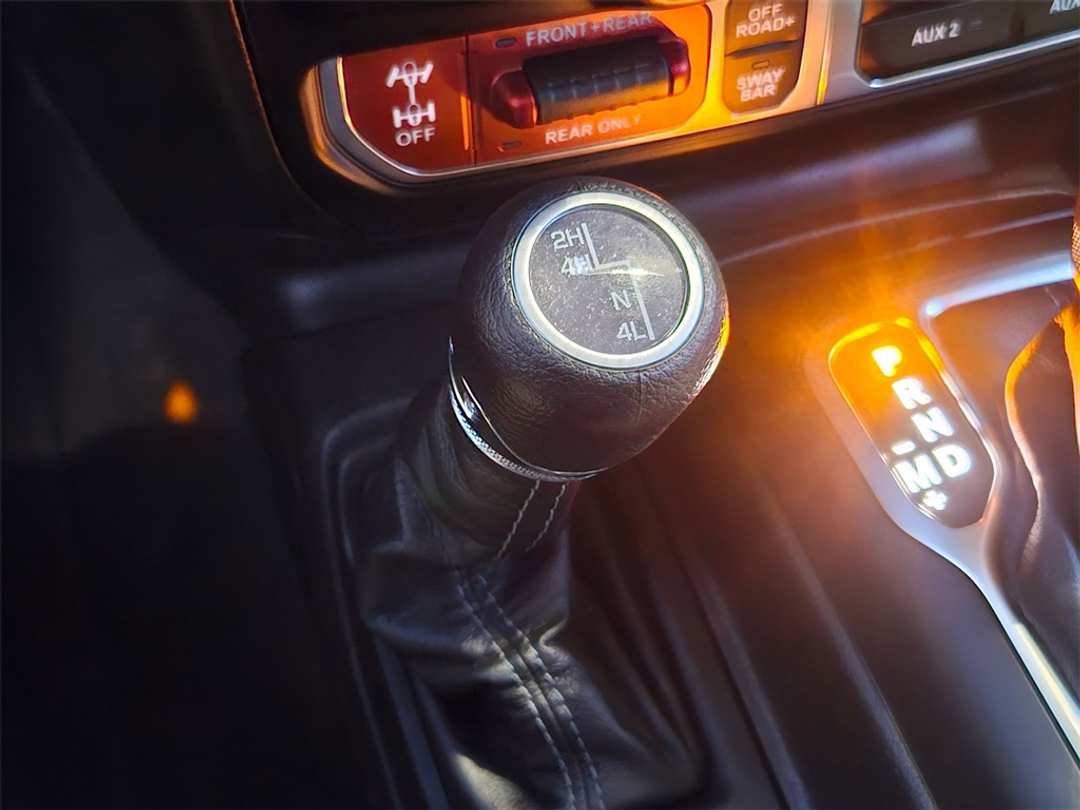 2026 Jeep Gladiator Rubicon - Image 24