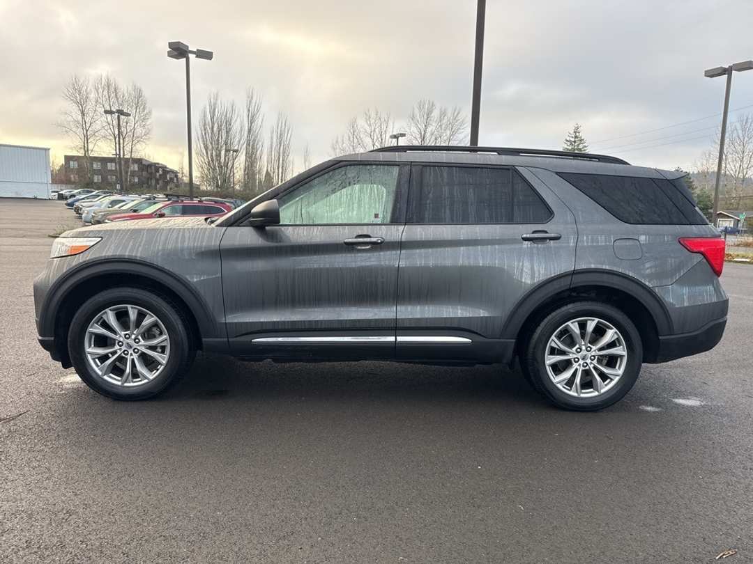 2020 Ford Explorer XLT - Image 4