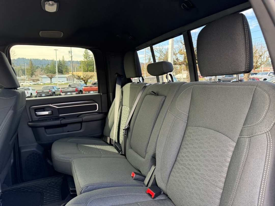 2026 Ram 3500 Big Horn - Image 31