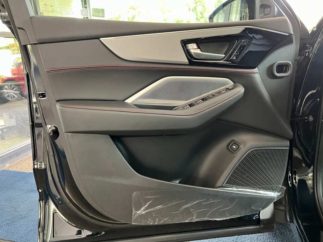 2026 Acura MDX ASpec - Image 11