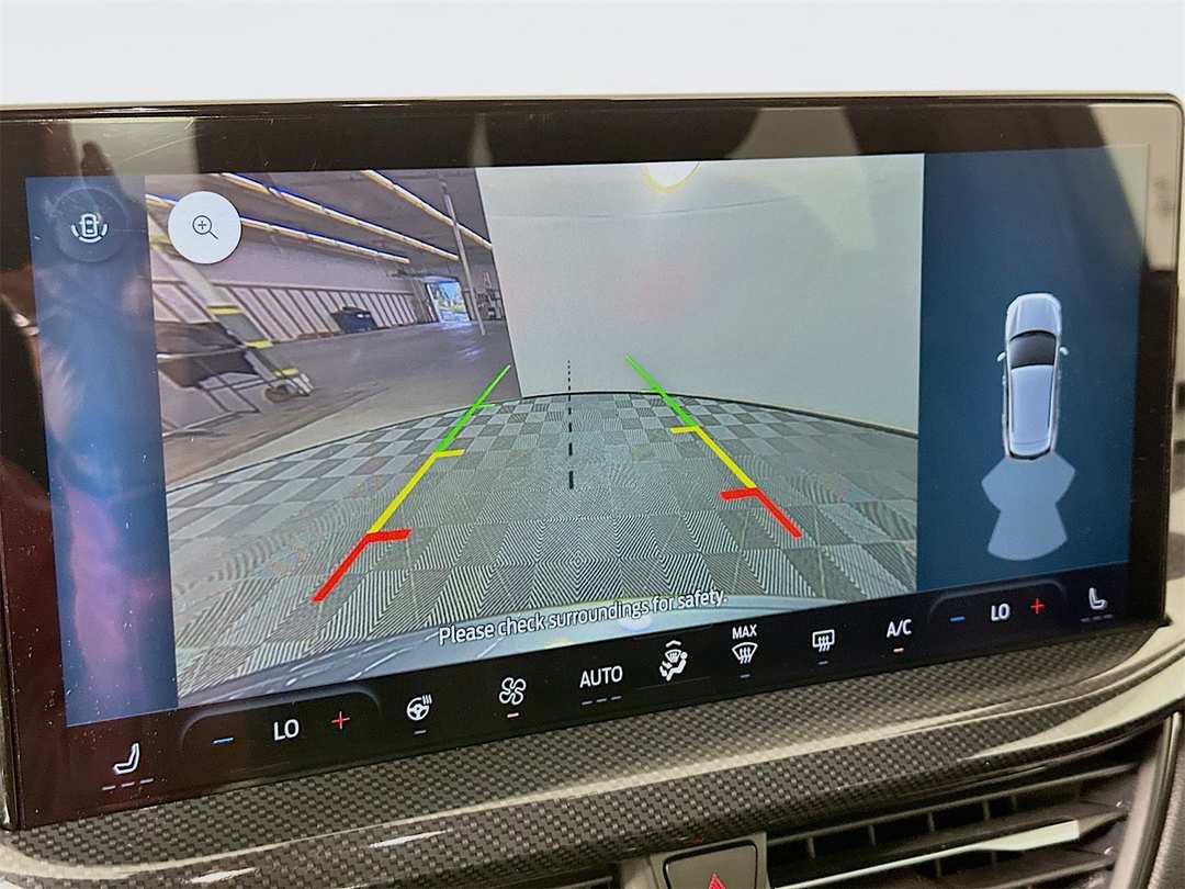 2024 Ford Escape STLine - Image 17