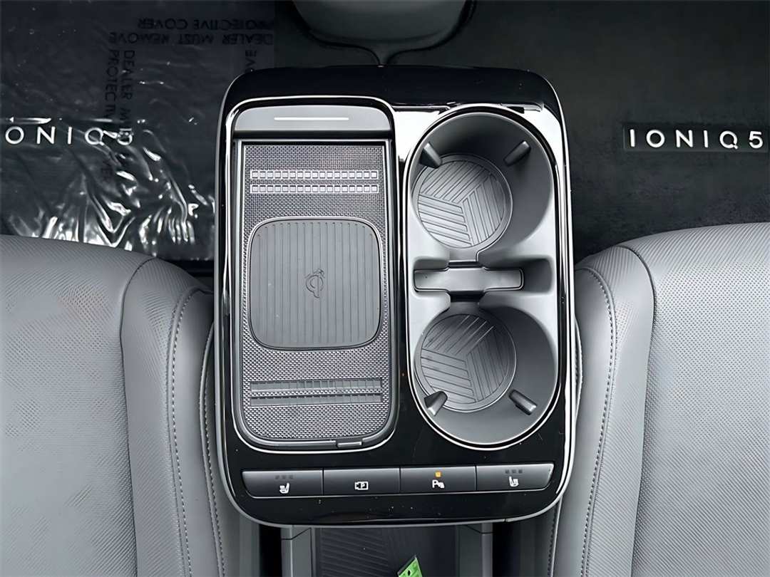 2026 Hyundai Ioniq 5 SEL - Image 23