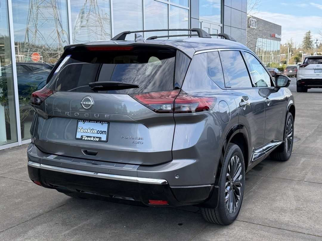 2026 Nissan Rogue Platinum - Image 7