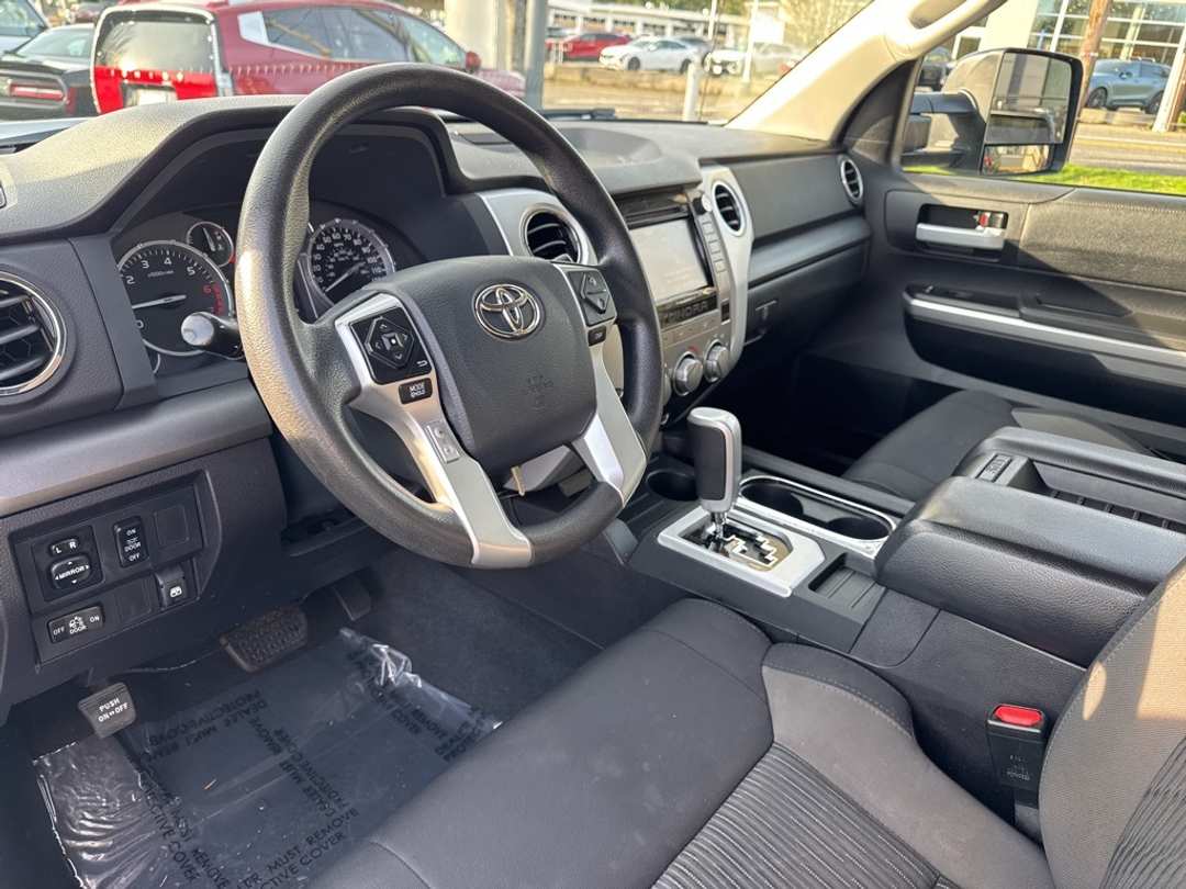 2014 Toyota Tundra SR5 - Image 19