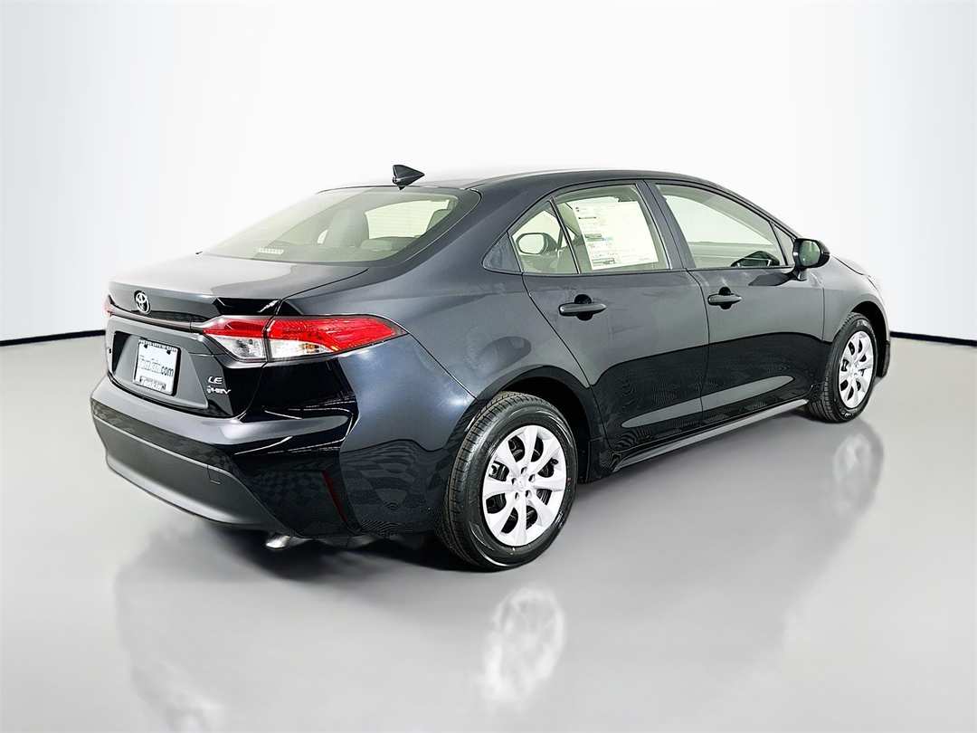 2026 Toyota Corolla LE - Image 7