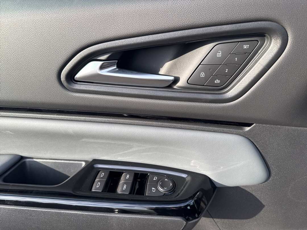 2026 Honda Prologue Touring - Image 39