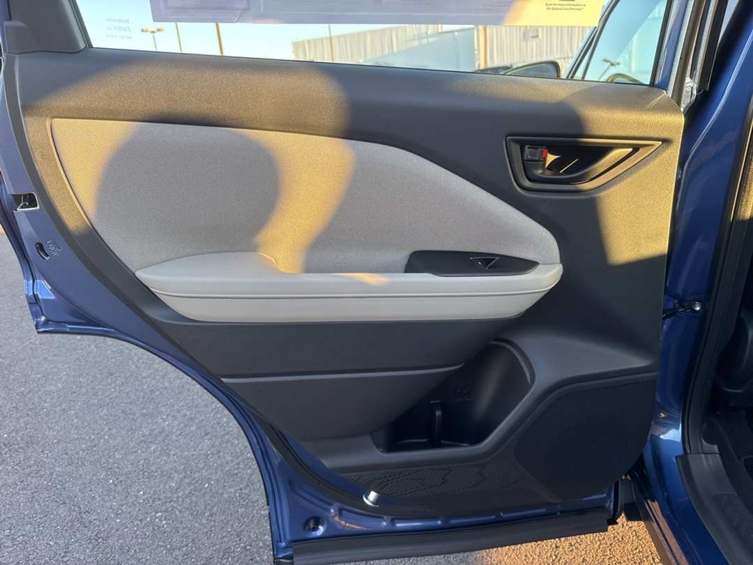 2026 Subaru Forester Base - Image 16