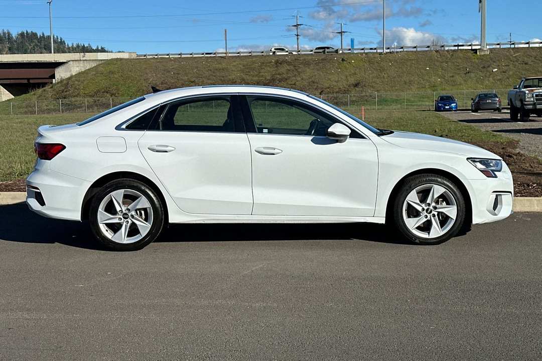 2022 Audi A3 40 Premium - Image 2