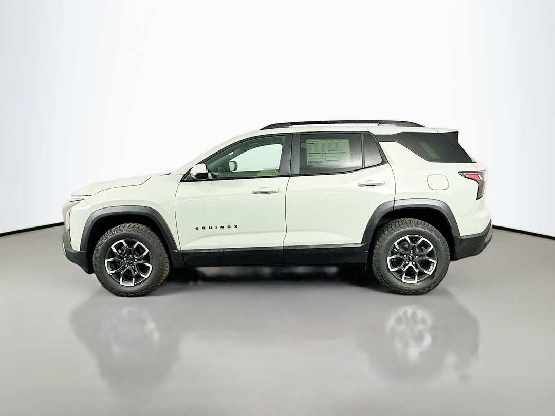 2026 Chevrolet Equinox ACTIV - Image 4