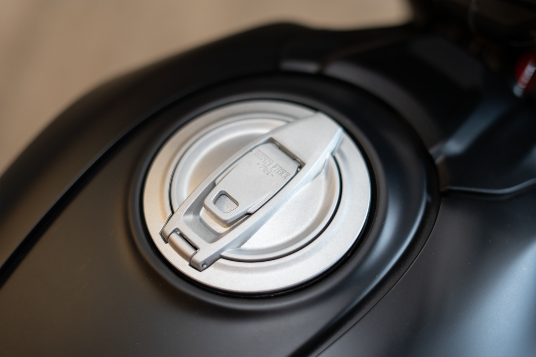 2025 Ducati Scrambler Icon Dark - Image 4