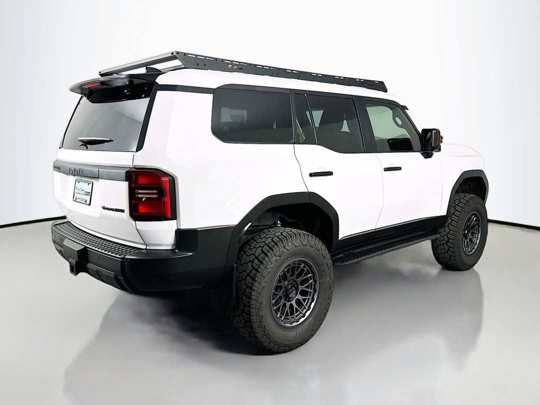 2025 Toyota Land Cruiser Base - Image 8
