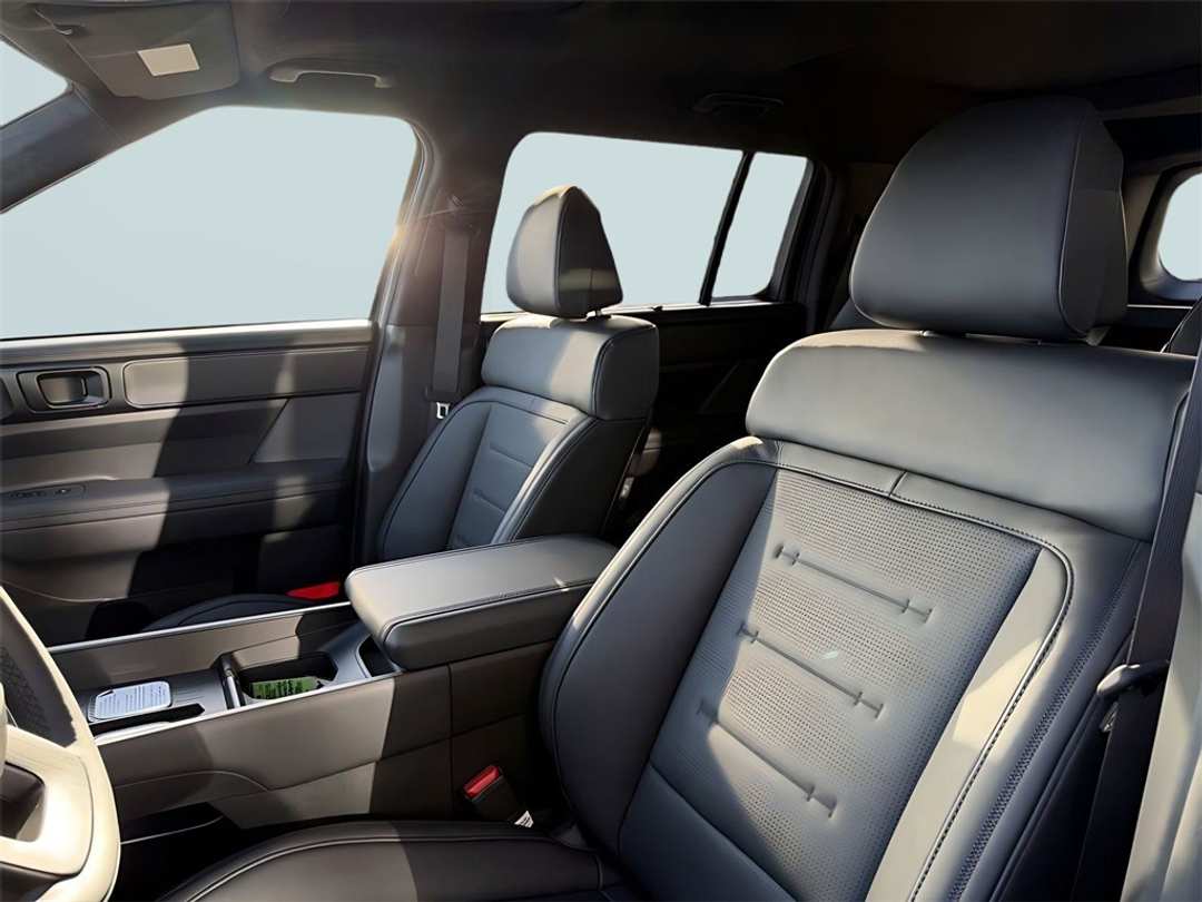 2026 Hyundai Santa Fe Calligraphy - Image 16