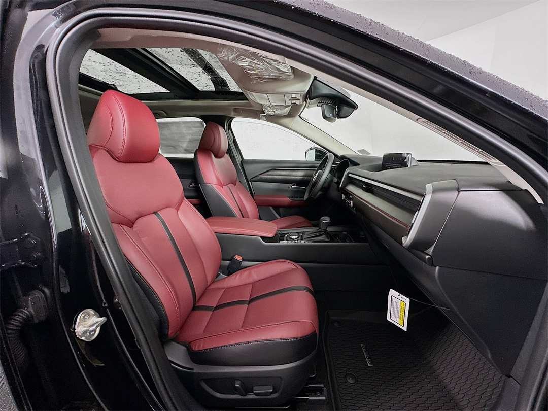 2026 MAZDA Cx-50 Premium - Image 30