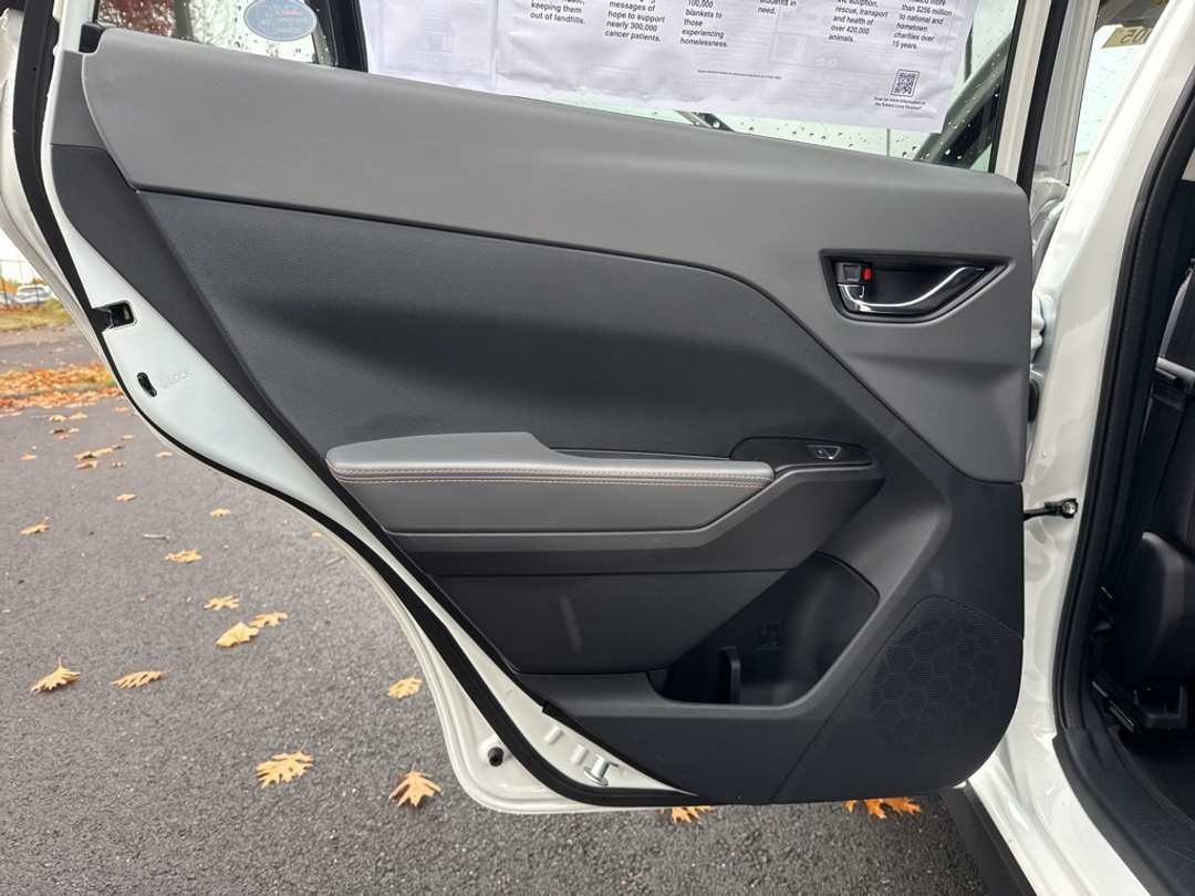 2026 Subaru Crosstrek Limited - Image 17
