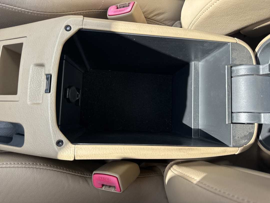 2009 Toyota Rav4 Limited - Image 27