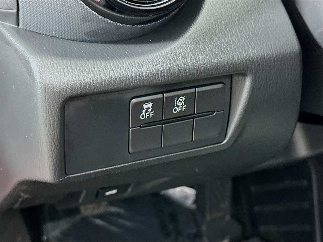 2023 MAZDA Mx-5 Miata Sport - Image 10