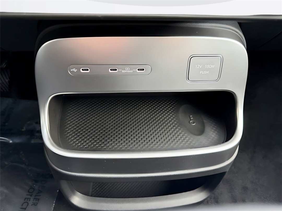 2026 Hyundai Ioniq 9 SEL - Image 24