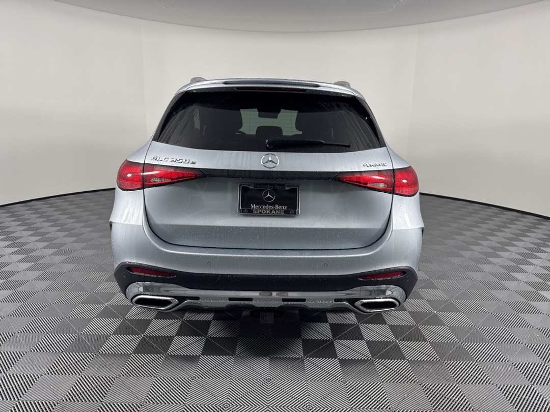 2025 Mercedes-Benz GLC GLC 350e - Image 5