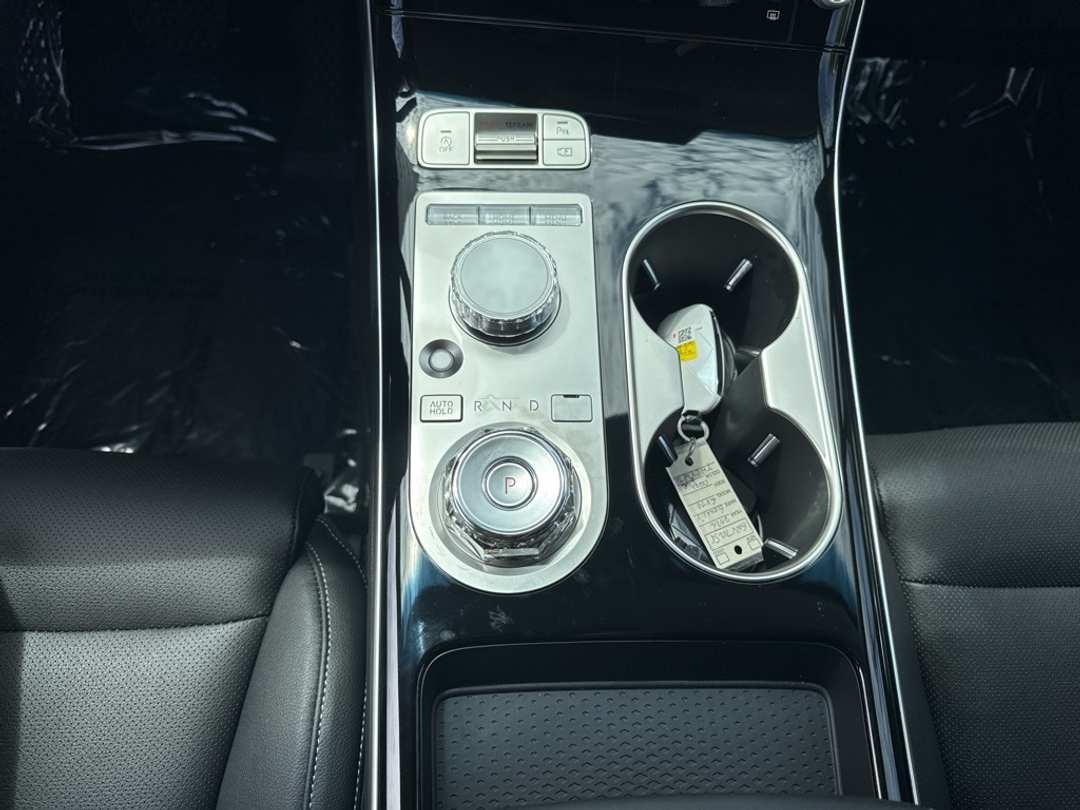 2026 Genesis Gv70 2.5T - Image 26